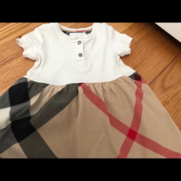 burberry infant dress